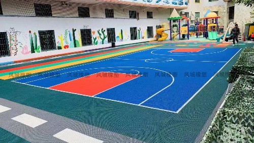 幼兒園室外用的25*25懸浮地板產品介紹